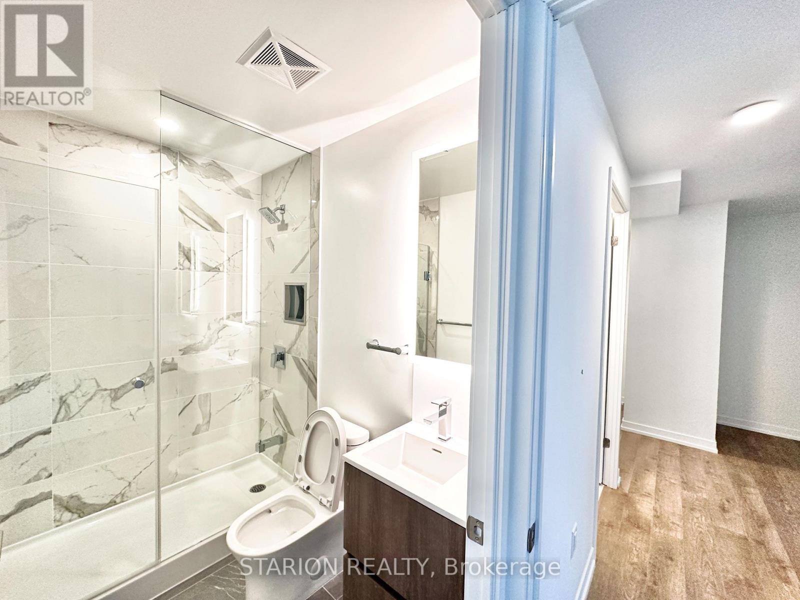 205 - 251 Masonry Way, Mississauga, ON - Indoor Photo Showing Bathroom
