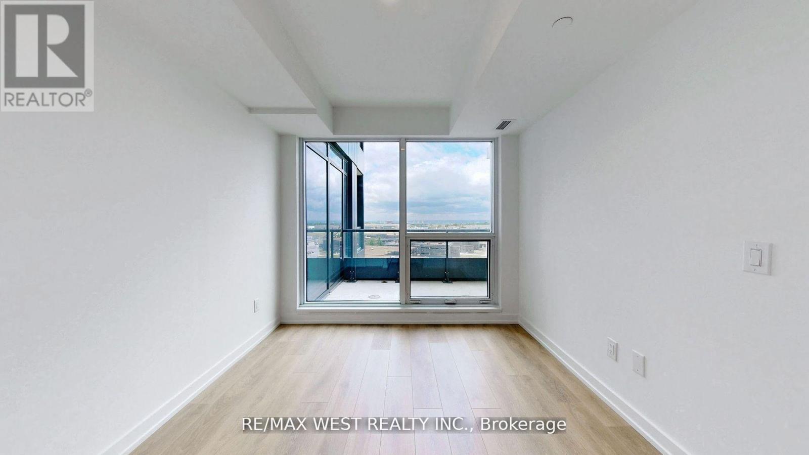 1016 - 1100 Sheppard Avenue W, Toronto, ON - Indoor Photo Showing Other Room