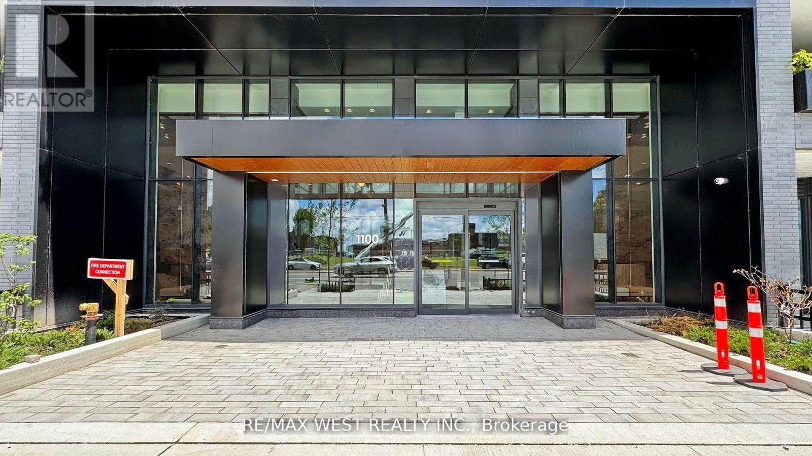 1016 - 1100 Sheppard Avenue W, Toronto, ON - Outdoor With Balcony