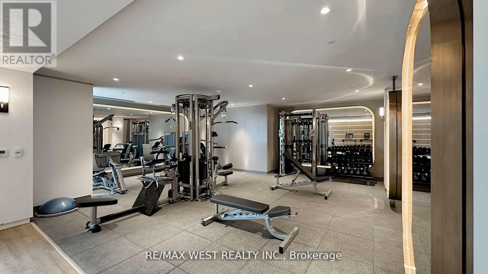 1016 - 1100 Sheppard Avenue W, Toronto, ON - Indoor Photo Showing Gym Room