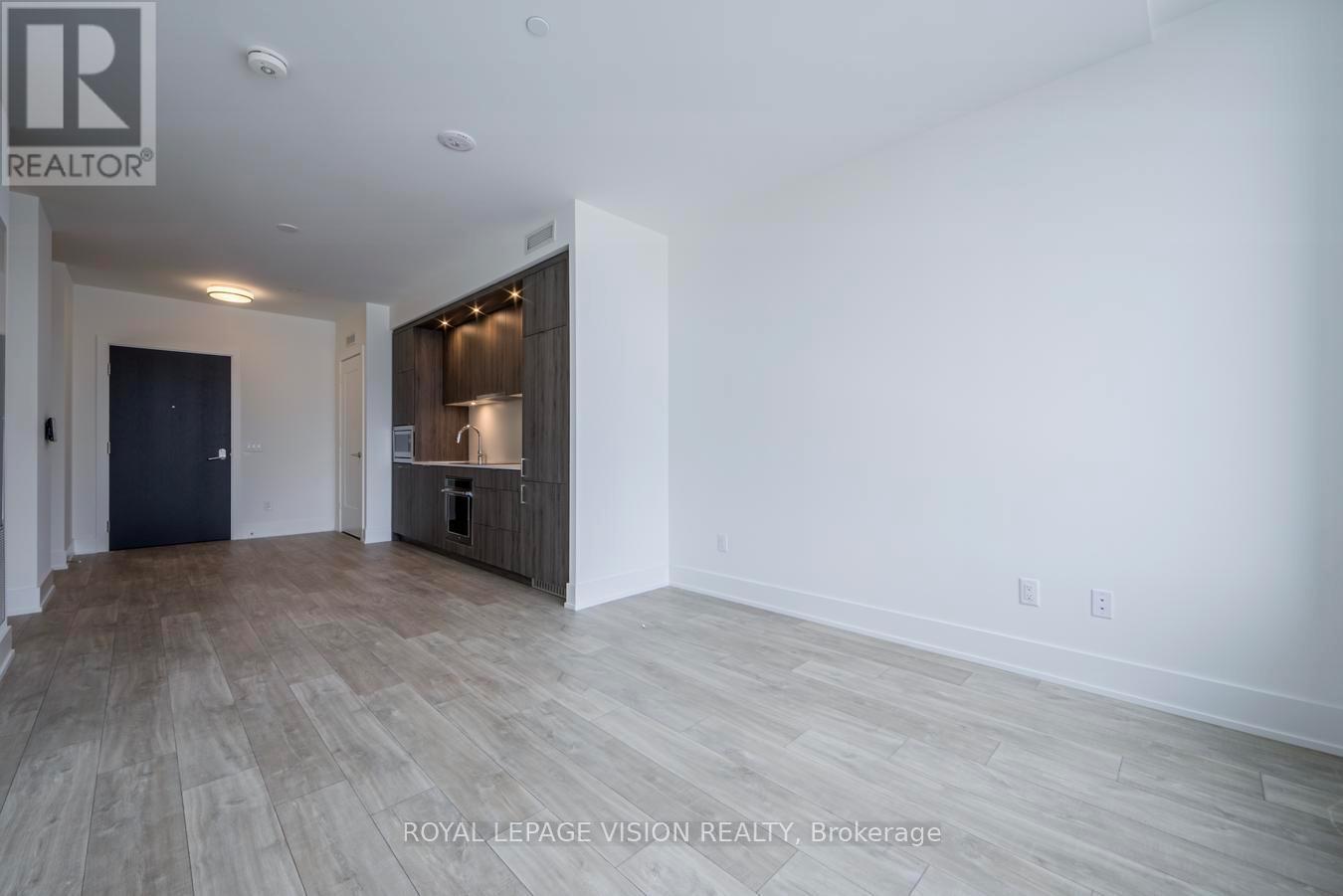 713 - 259 The Kingsway, Toronto, ON - Indoor