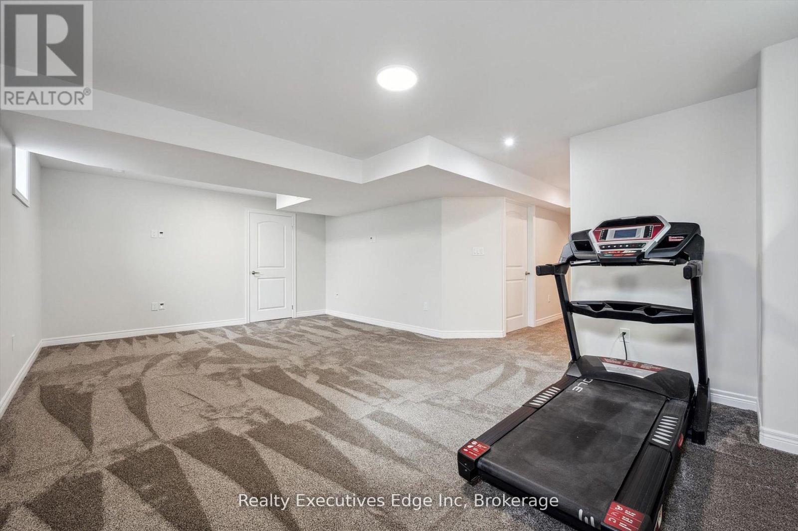 55 Povey Road, Centre Wellington (Fergus), ON - Indoor Photo Showing Other Room