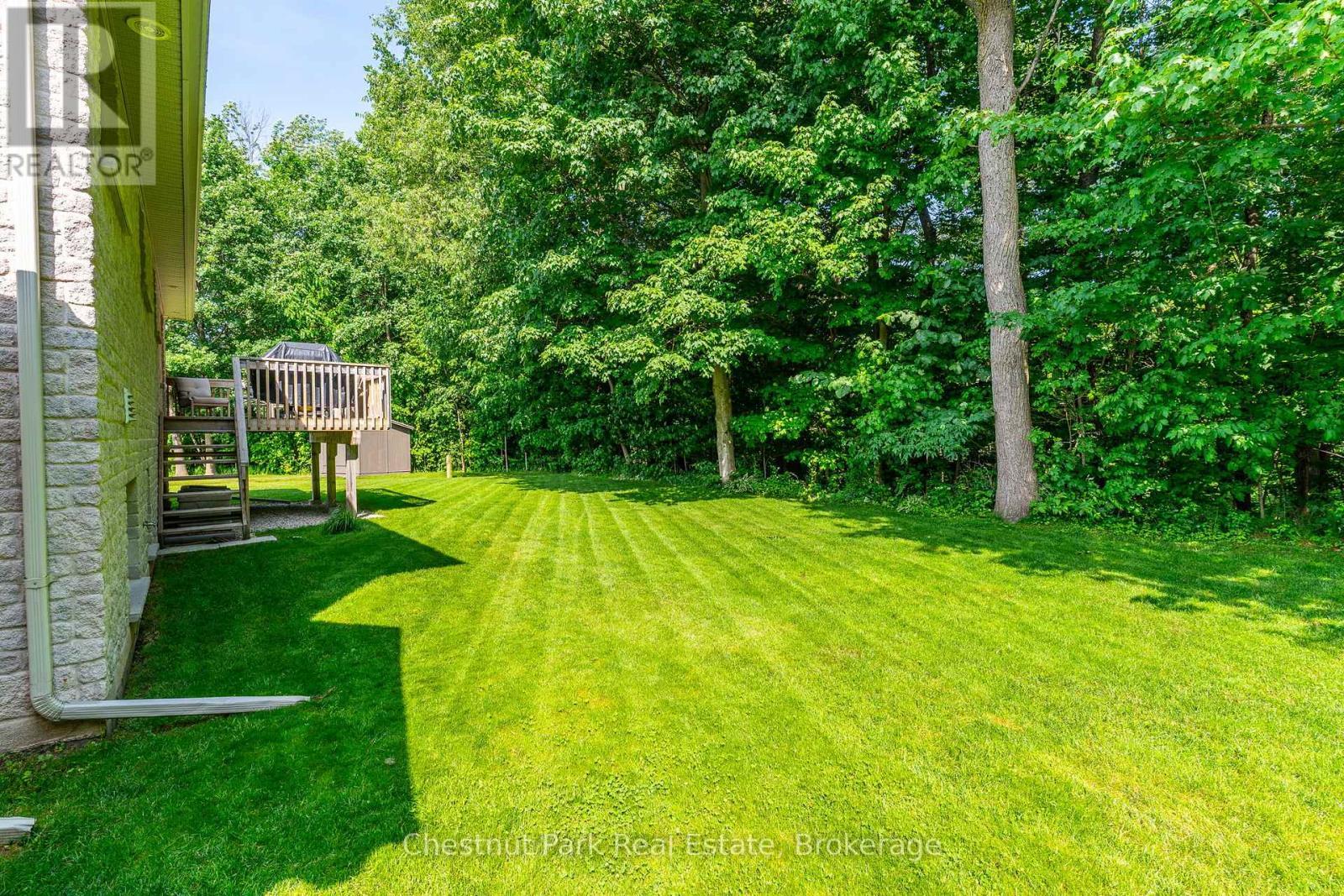 Private rear yard - 207 2Nd Street W, Owen Sound, ON - Outdoor