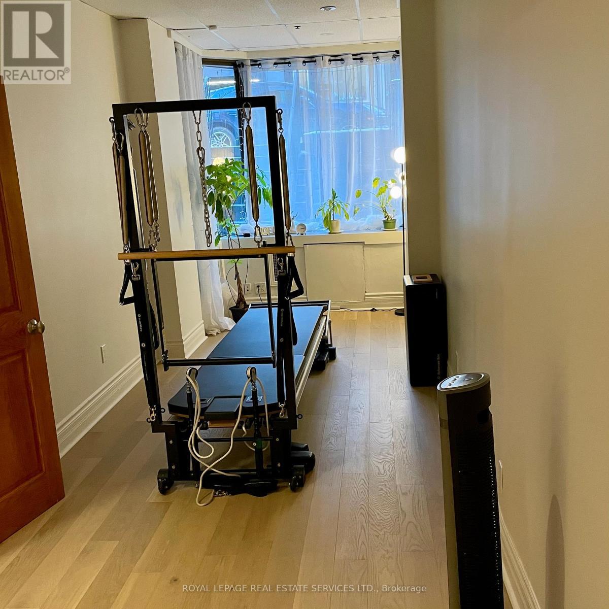 Lower - 80 Scollard Street W, Toronto, ON