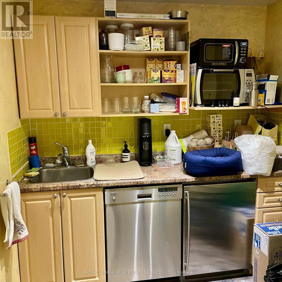 Lower - 80 Scollard Street W, Toronto, ON