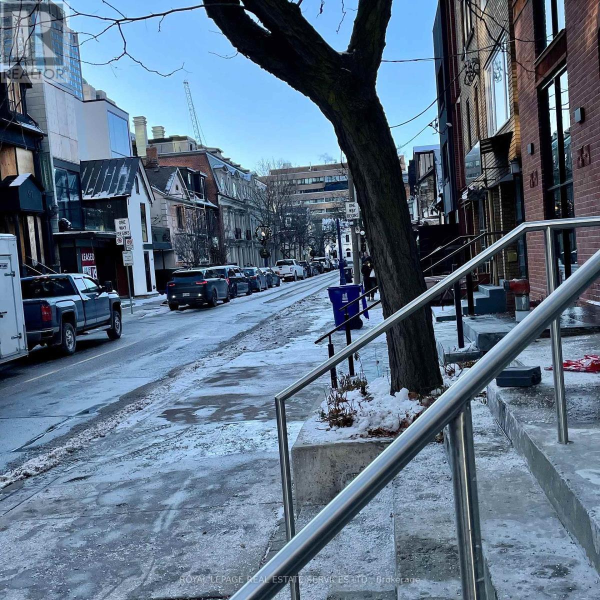 Lower - 80 Scollard Street W, Toronto, ON