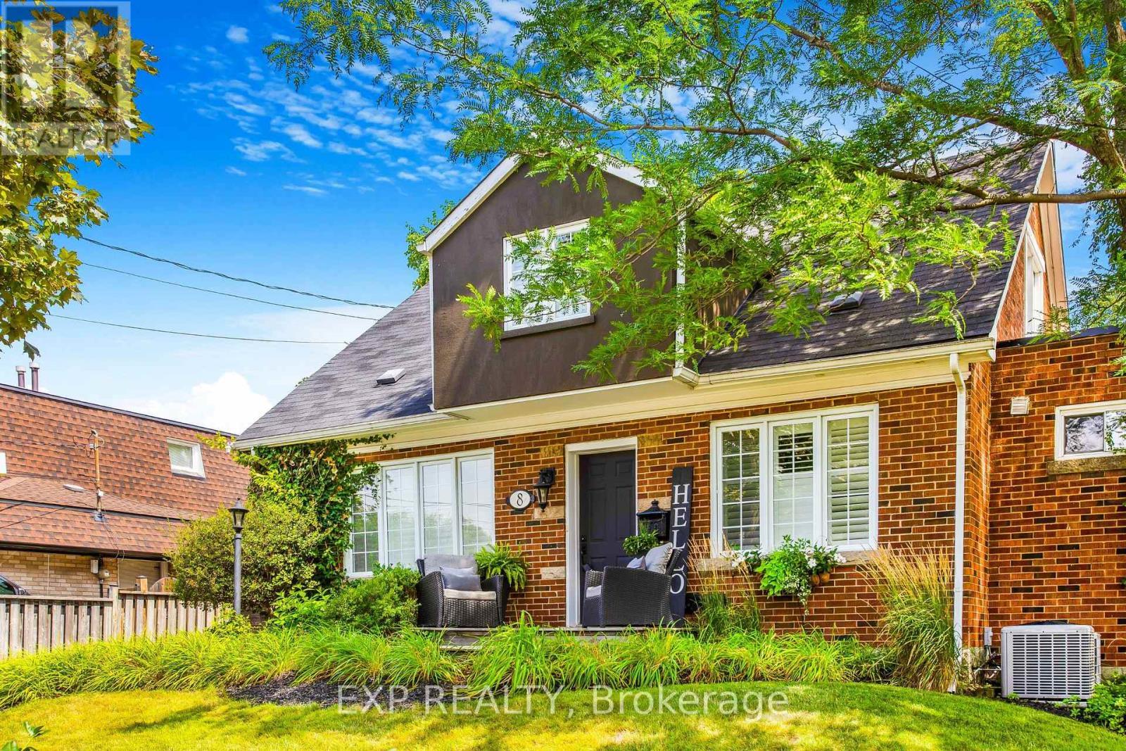 231 #8 Highway, Hamilton, ON