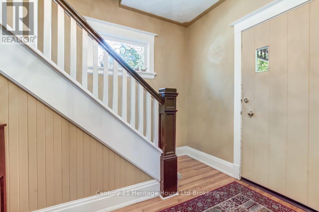 230 Graham Street, Woodstock (Woodstock - North), ON - Indoor Photo Showing Other Room