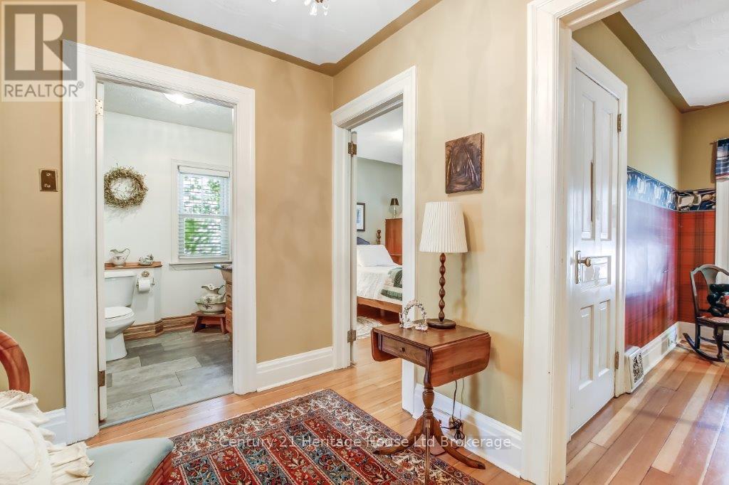 230 Graham Street, Woodstock (Woodstock - North), ON - Indoor Photo Showing Other Room