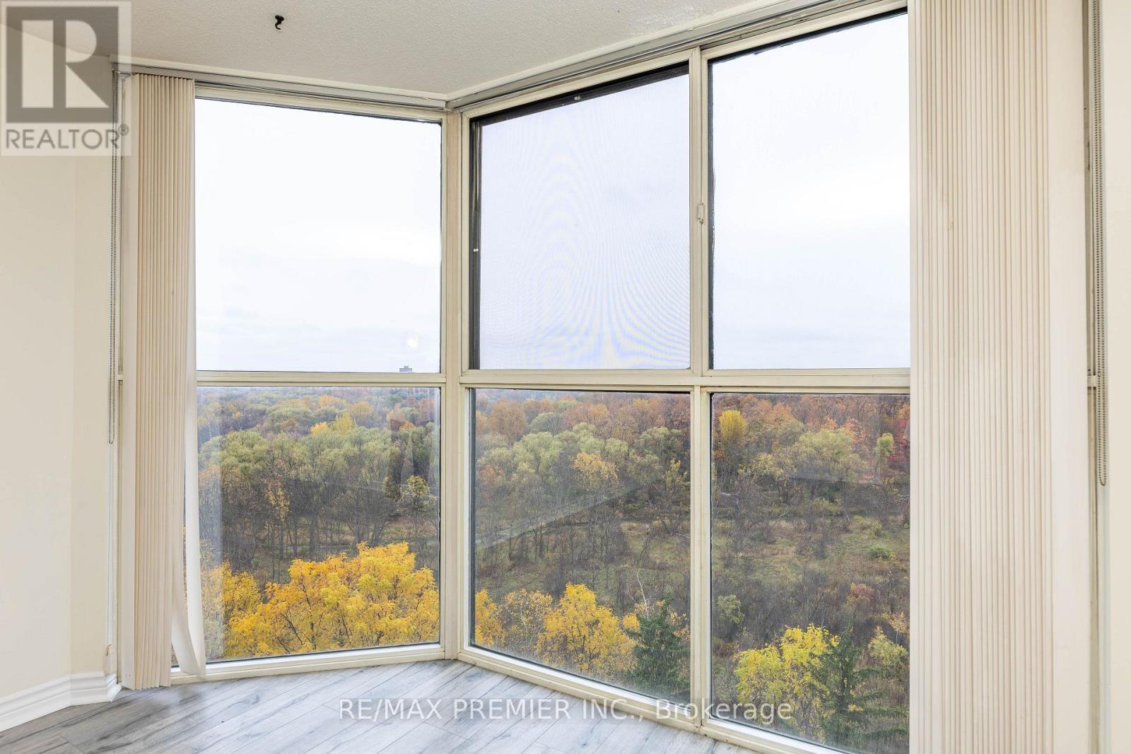 907 - 600 Rexdale Boulevard, Toronto, ON - Indoor Photo Showing Other Room