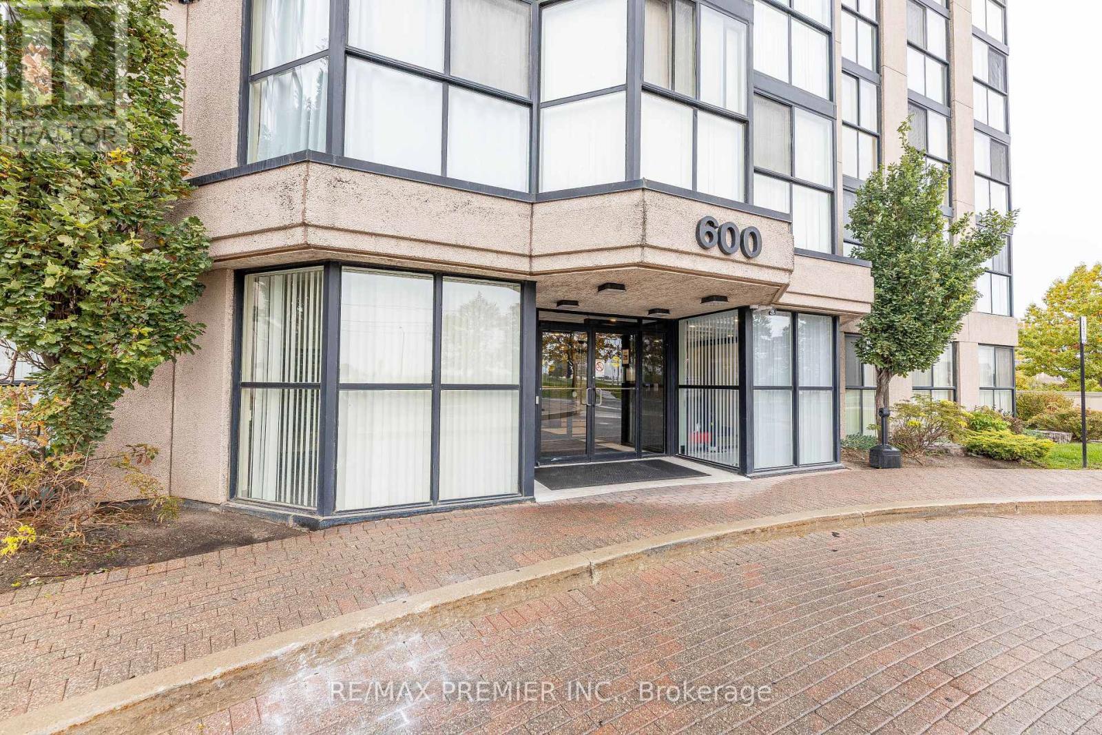 907 - 600 Rexdale Boulevard, Toronto, ON - Outdoor With Exterior