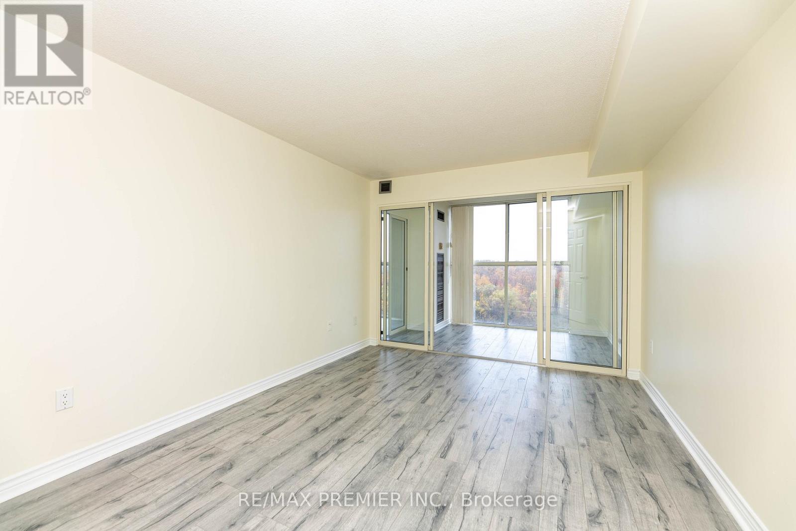907 - 600 Rexdale Boulevard, Toronto, ON - Indoor Photo Showing Other Room