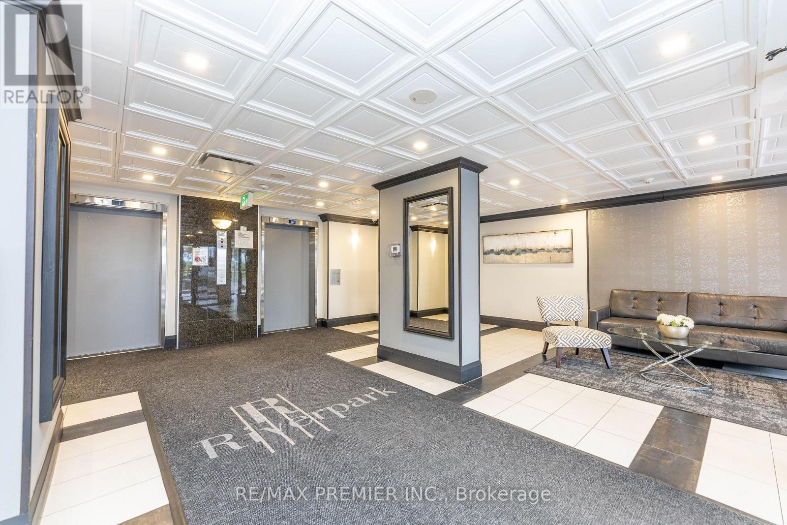 907 - 600 Rexdale Boulevard, Toronto, ON - Indoor Photo Showing Other Room