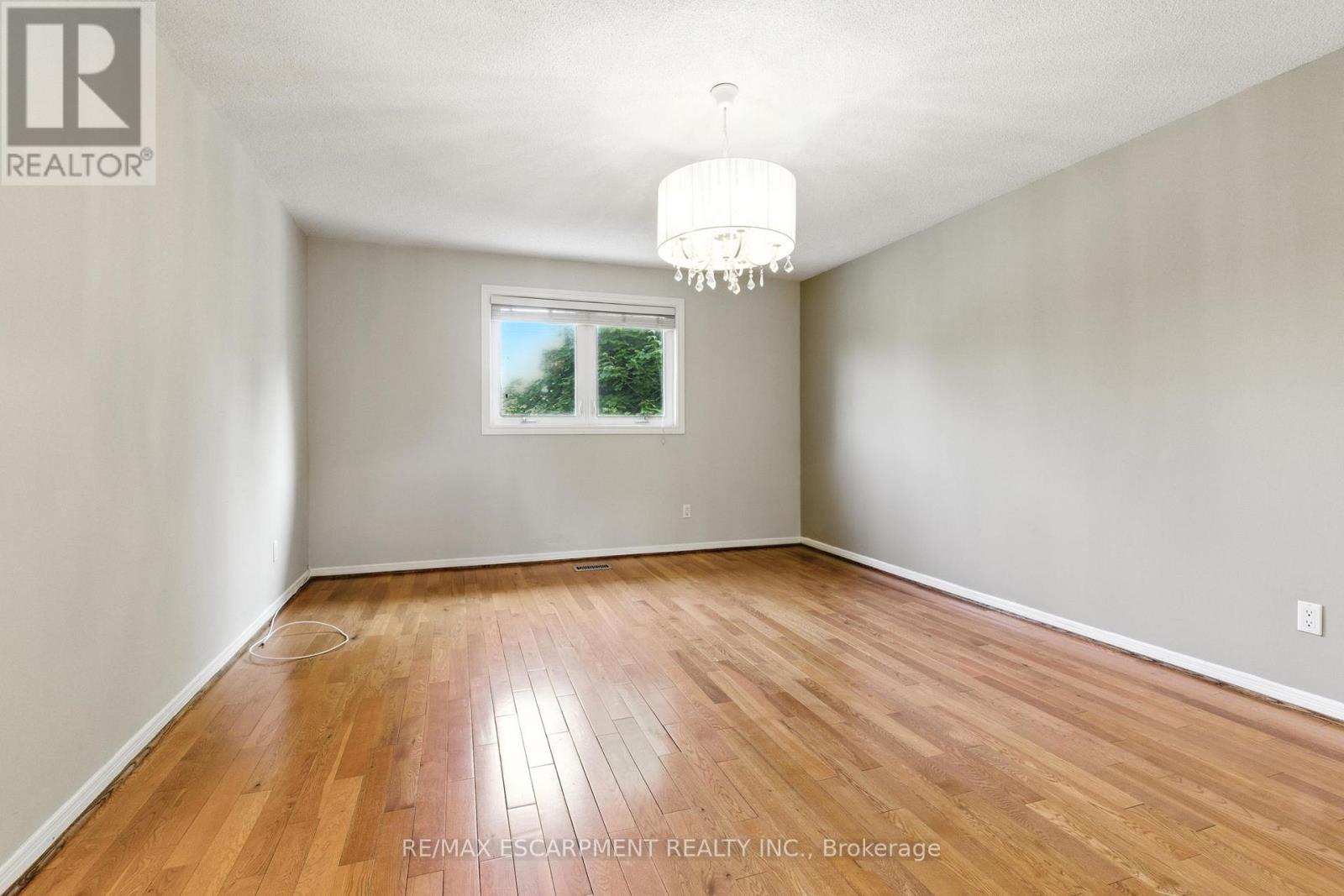 1624 Gallant Drive, Mississauga, ON - Indoor Photo Showing Other Room