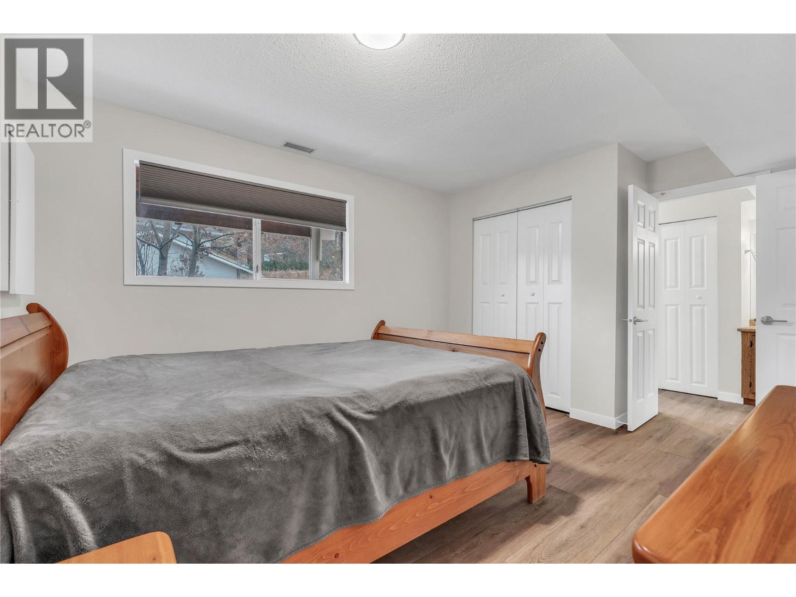 7111 Peach Orchard Road, Summerland, BC - Indoor Photo Showing Bedroom