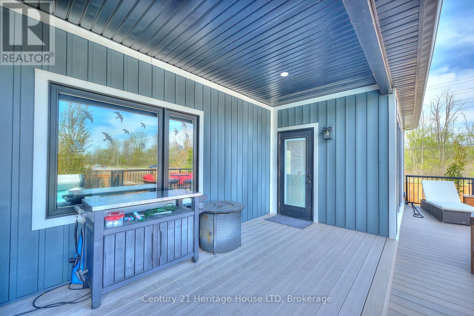 BBQ area along the back deck - 1050 Kettle Court, Fort Erie (Crescent Park), ON - Outdoor With Deck Patio Veranda With Exterior