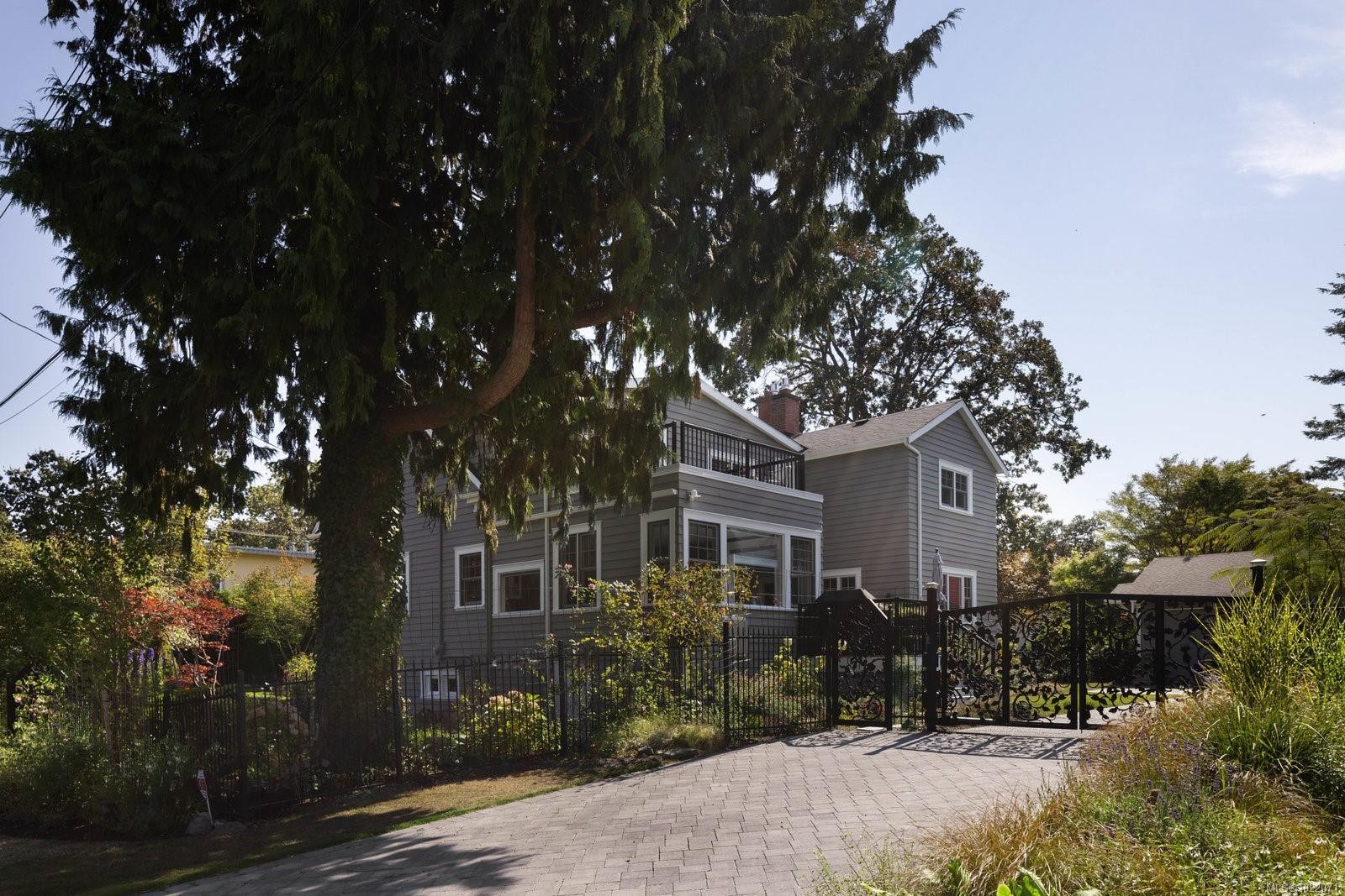 2655 Shady Lane, Oak Bay, BC