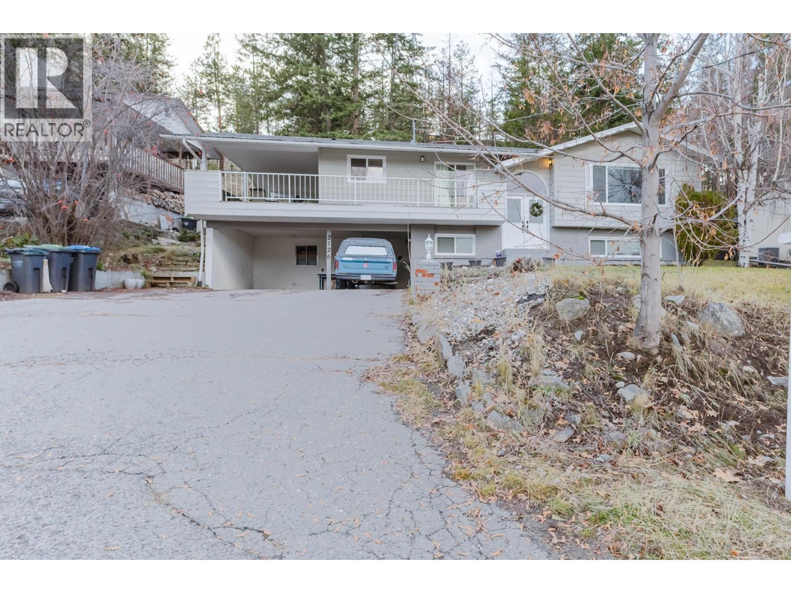 2126 Verde Vista Road, Kelowna, BC - Outdoor