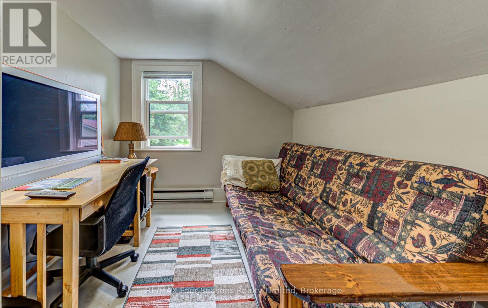 393 Second Street, Collingwood, ON - Indoor