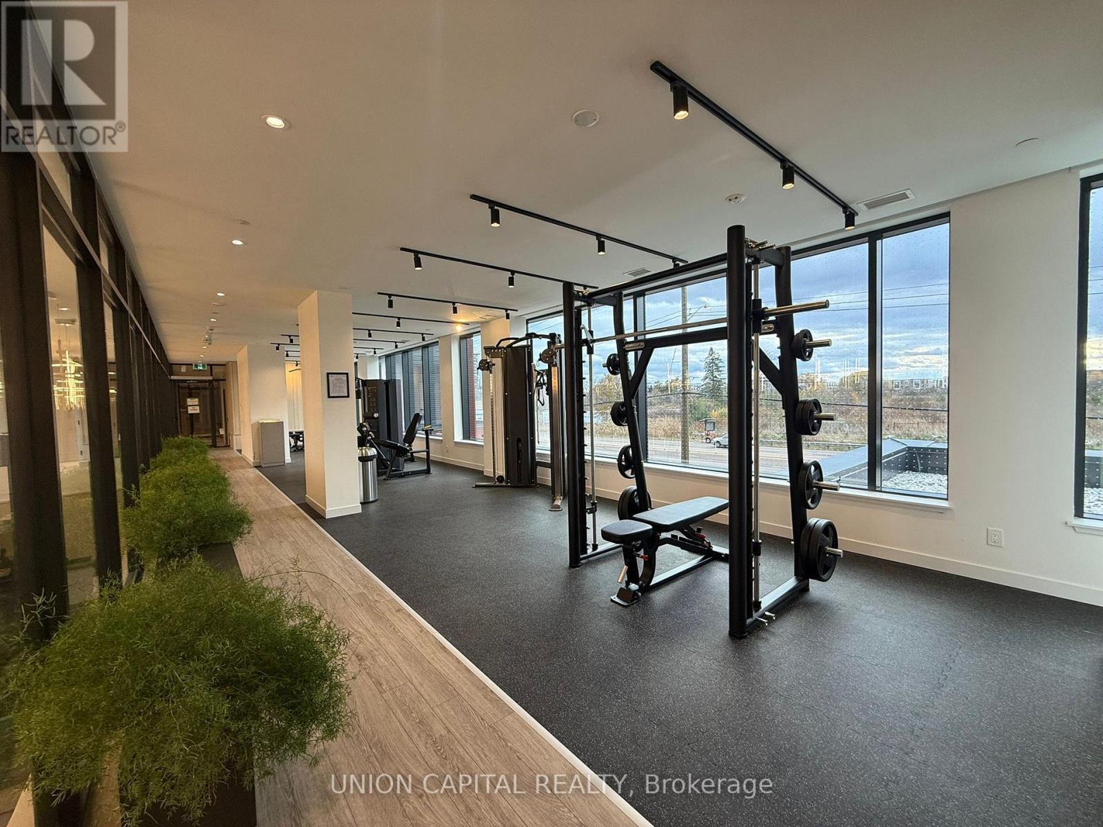 1203 - 3071 Trafalgar Road, Oakville, ON - Indoor Photo Showing Gym Room
