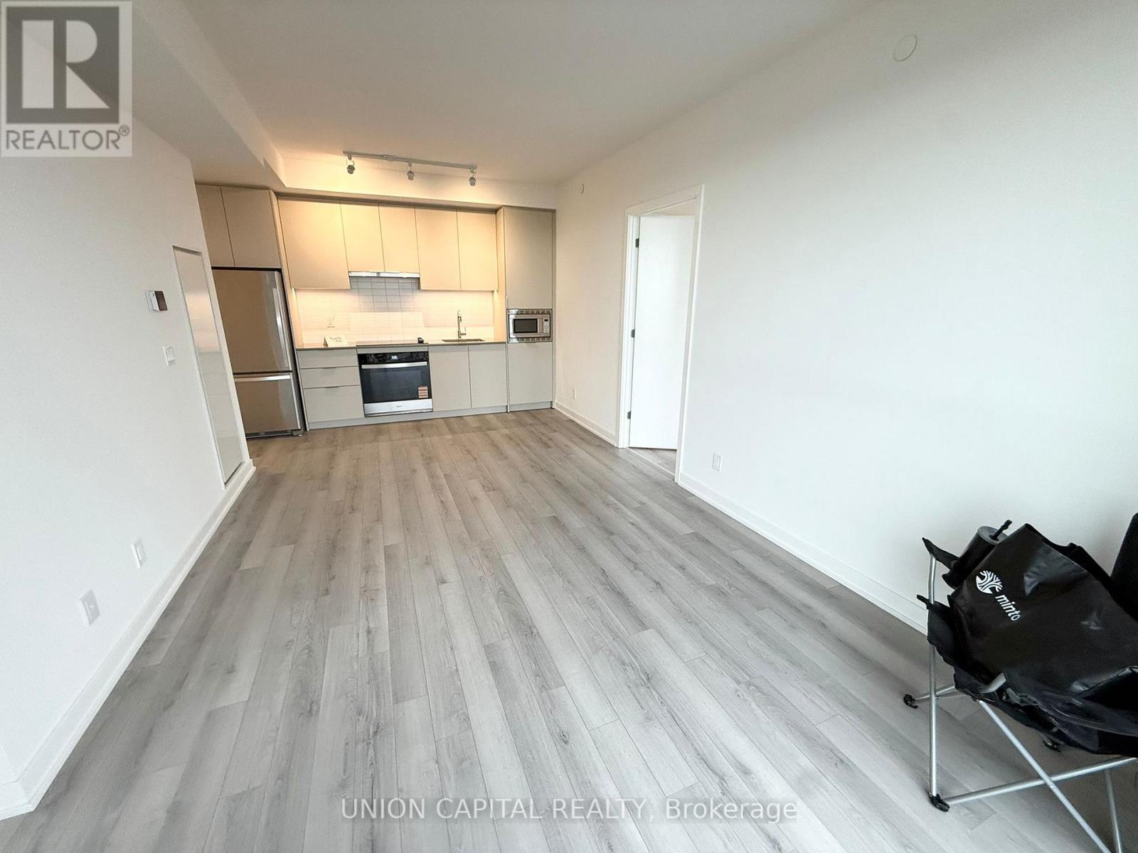 1203 - 3071 Trafalgar Road, Oakville, ON - Indoor Photo Showing Kitchen