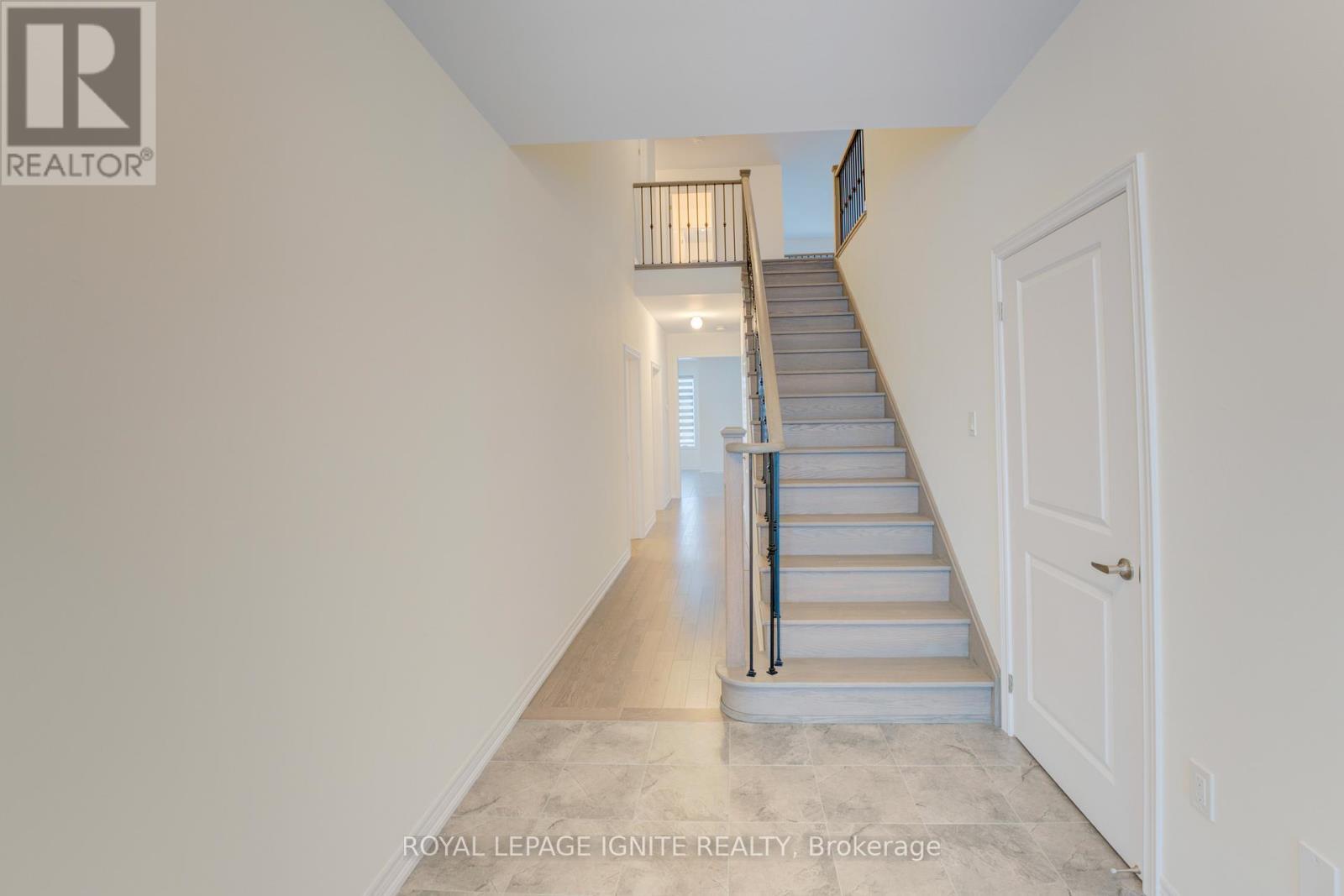 43 East Vista Terrace, Quinte West, ON - Indoor Photo Showing Other Room