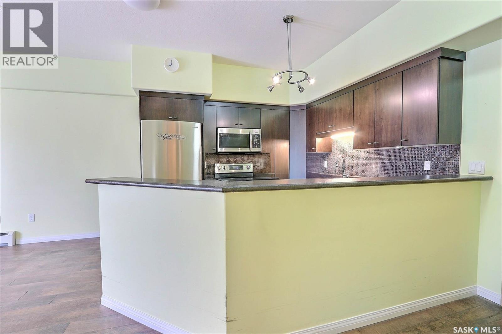201 220 Mccallum Avenue, Birch Hills, SK - Indoor Photo Showing Kitchen
