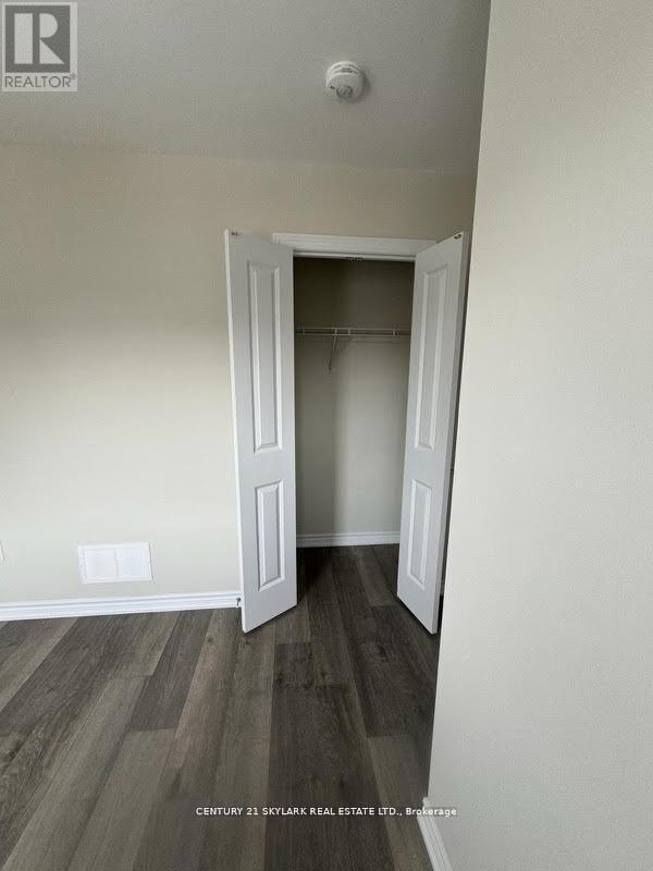 6 Wagon Lane N, Barrie, ON - Indoor Photo Showing Other Room