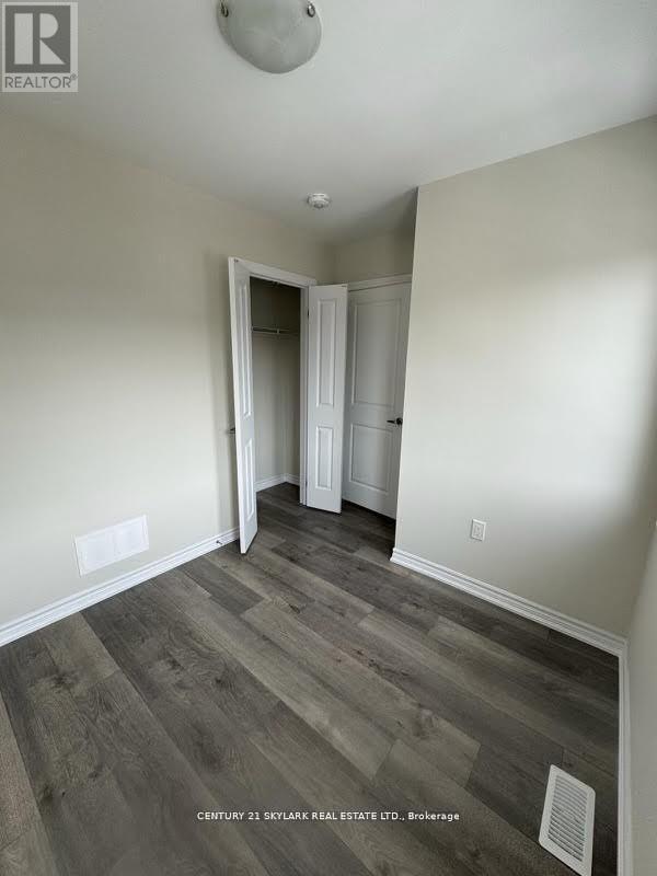 6 Wagon Lane N, Barrie, ON - Indoor Photo Showing Other Room