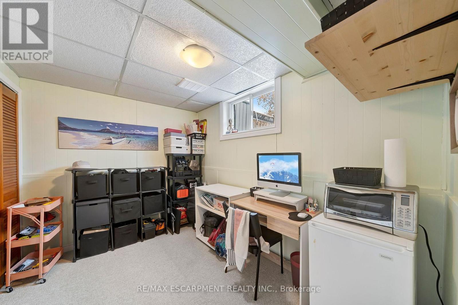 31 Raleigh Street, Hamilton, ON - Indoor