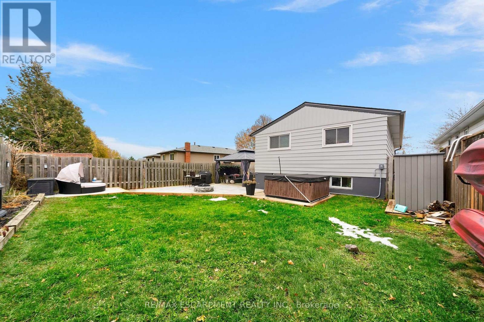 31 Raleigh Street, Hamilton, ON - Outdoor With Backyard With Exterior