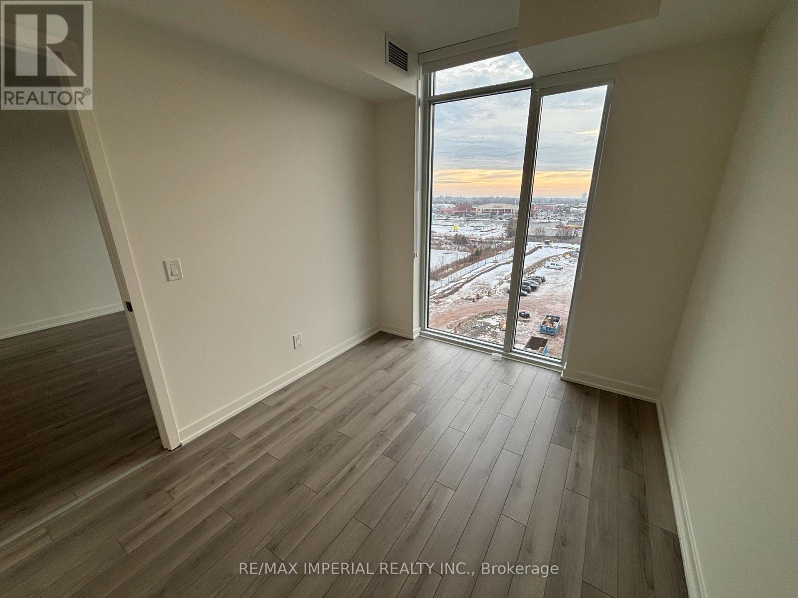 bed room - 706 - 3071 Trafalgar Road, Oakville, ON - Indoor Photo Showing Other Room