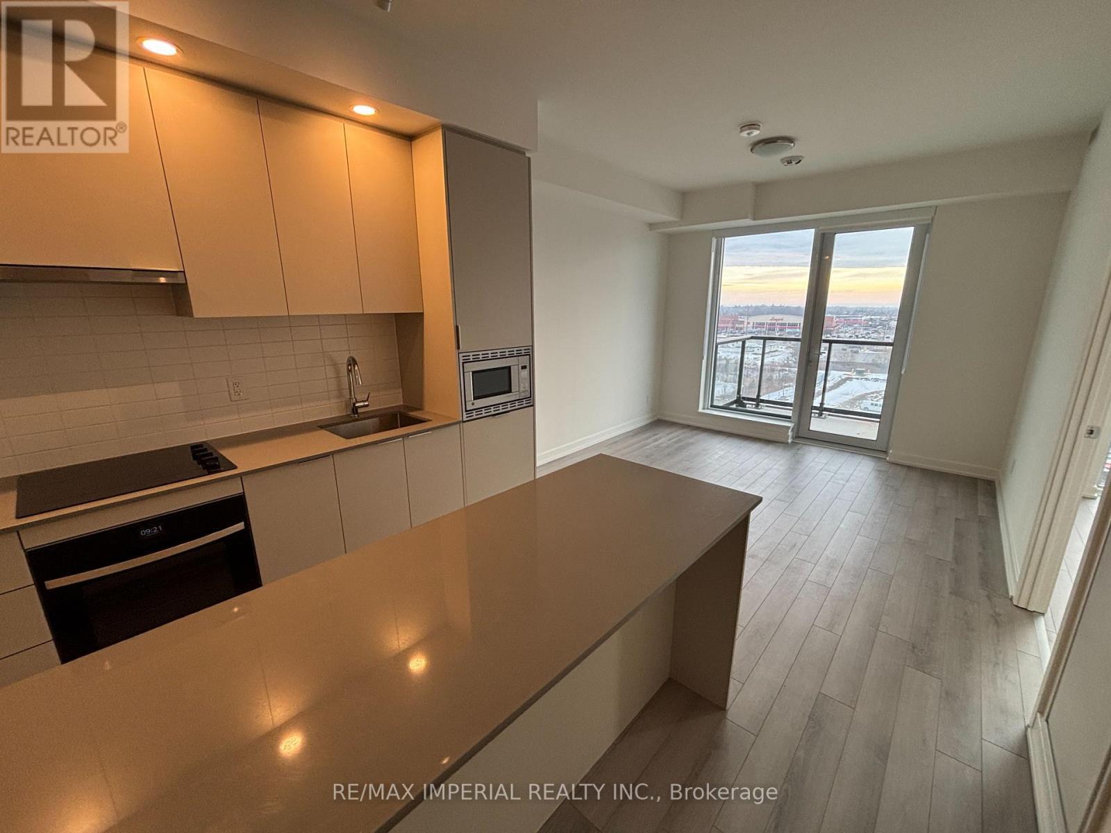 706 - 3071 Trafalgar Road, Oakville, ON - Indoor Photo Showing Kitchen