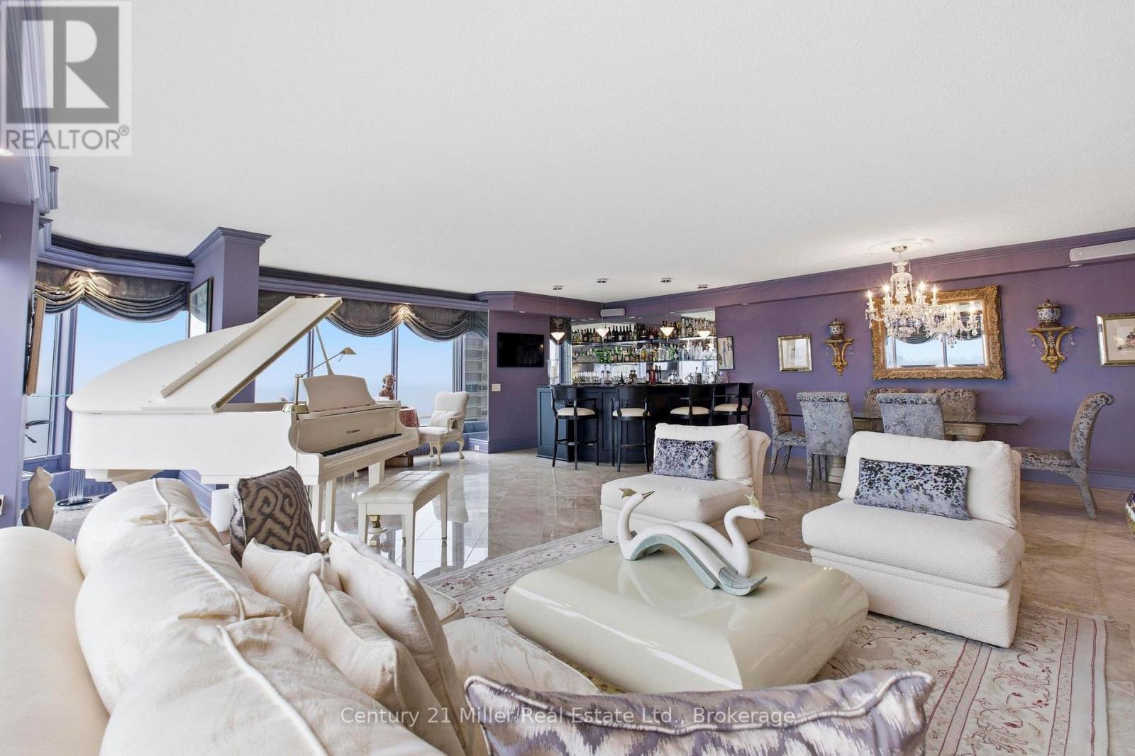 3606 - 2045 Lake Shore Boulevard W, Toronto (Mimico), ON - Indoor Photo Showing Living Room