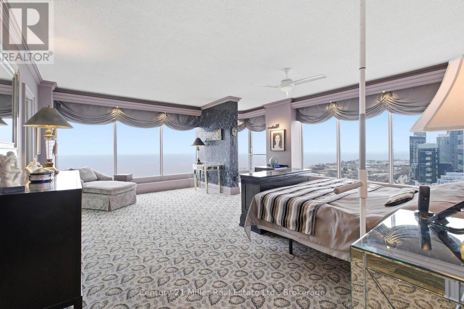 3606 - 2045 Lake Shore Boulevard W, Toronto (Mimico), ON - Indoor