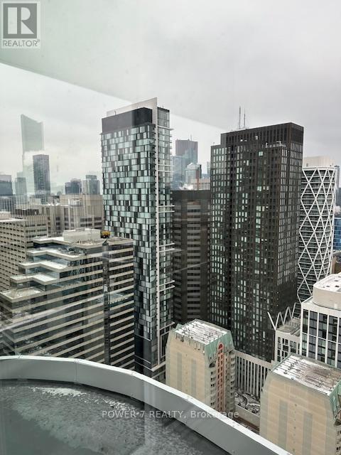 3205 (Lph5) - 280 Dundas Street W, Toronto, ON - Outdoor With Balcony