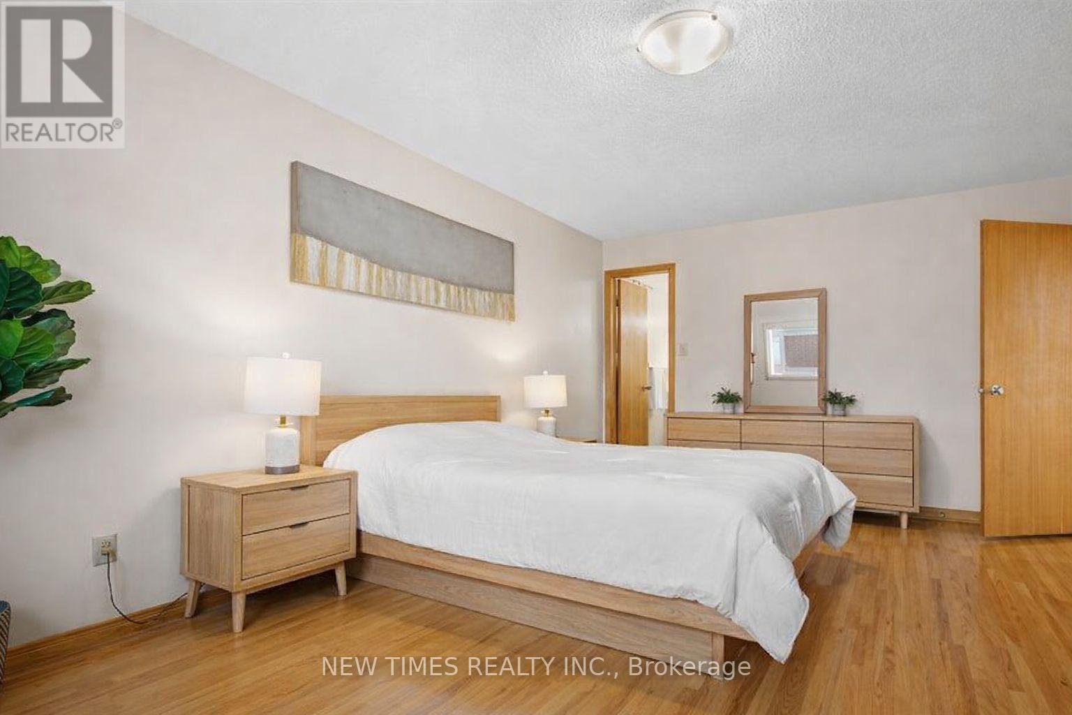 19 Coverdale Crescent, Toronto, ON - Indoor Photo Showing Bedroom