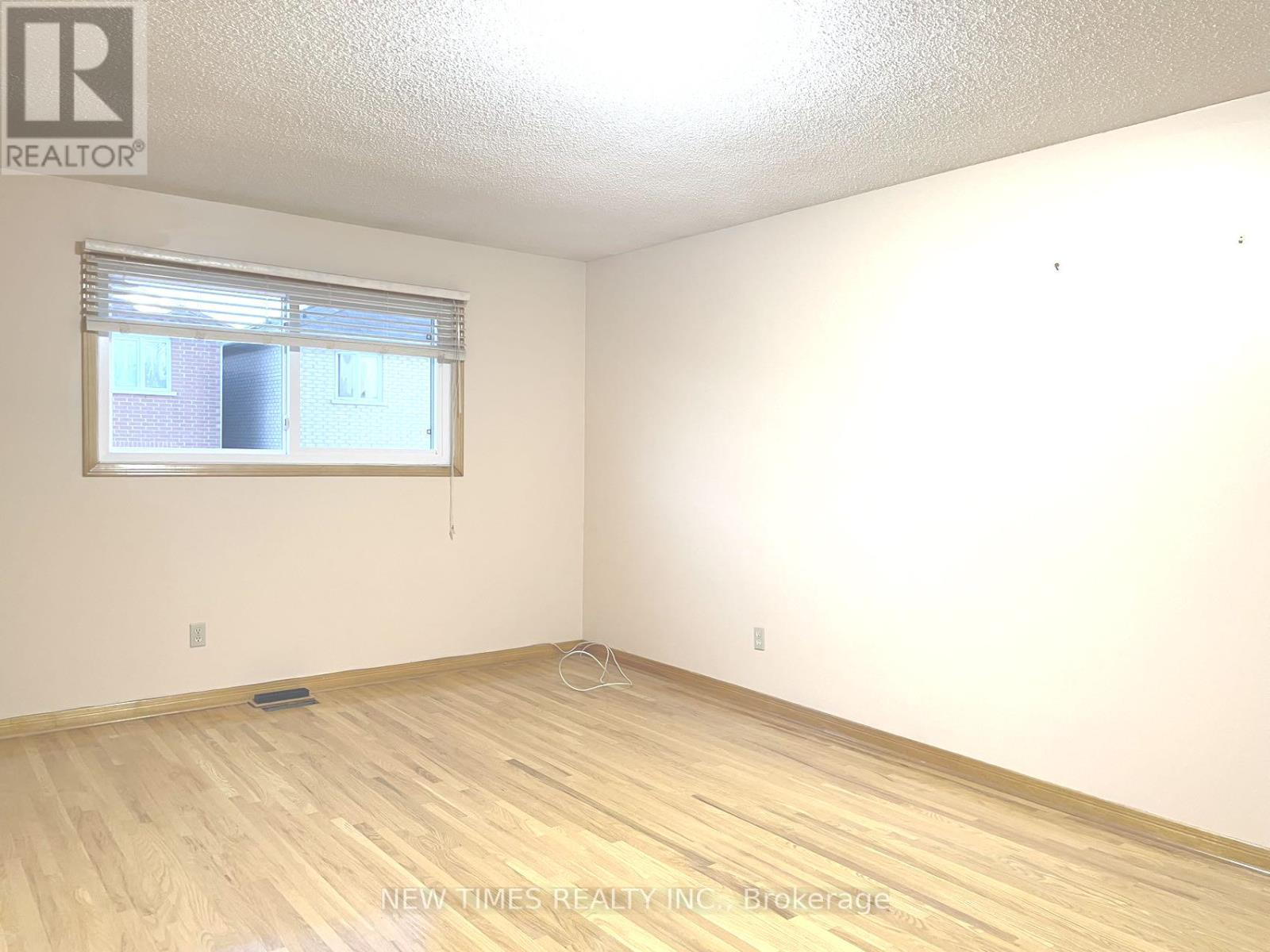 19 Coverdale Crescent, Toronto, ON - Indoor Photo Showing Other Room