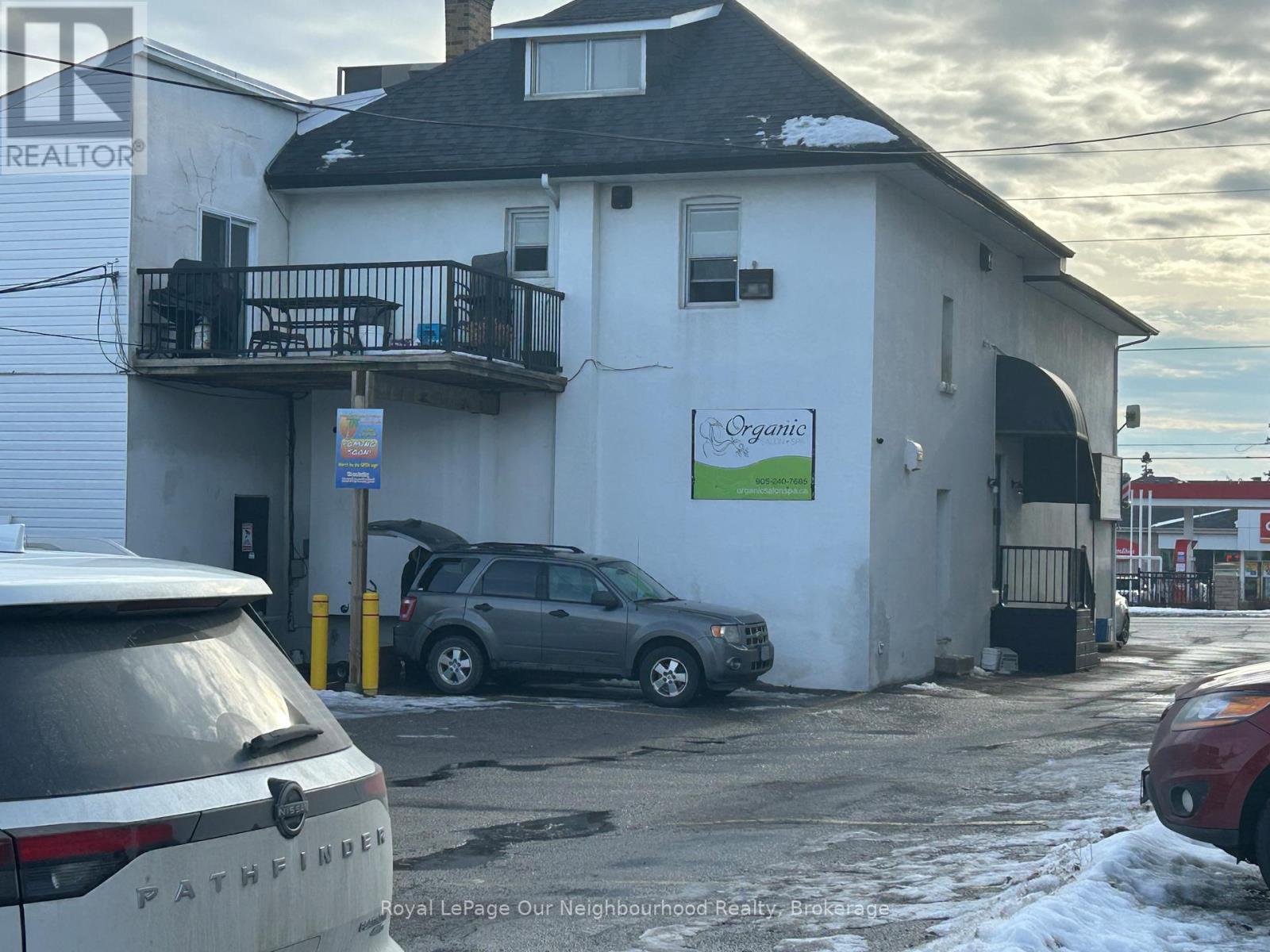 282 King Street W, Oshawa, ON - Outdoor