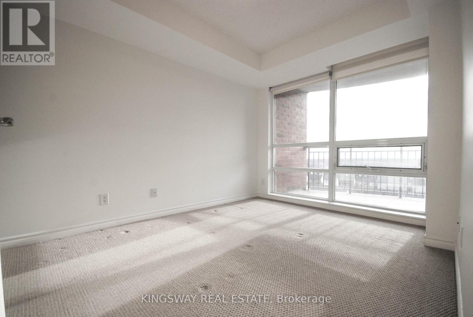 804 - 2391 Central Park Drive, Oakville, ON - Indoor Photo Showing Other Room