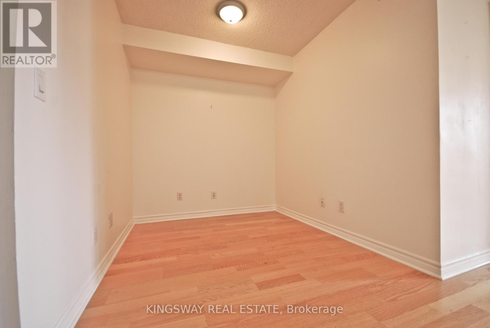 804 - 2391 Central Park Drive, Oakville, ON - Indoor Photo Showing Other Room
