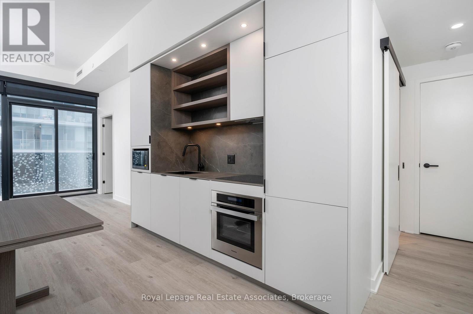 3908 - 55 Charles Street E, Toronto, ON - Indoor