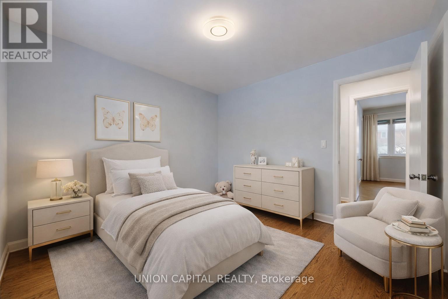 16 Cavalier Crescent, Vaughan, ON - Indoor Photo Showing Bedroom