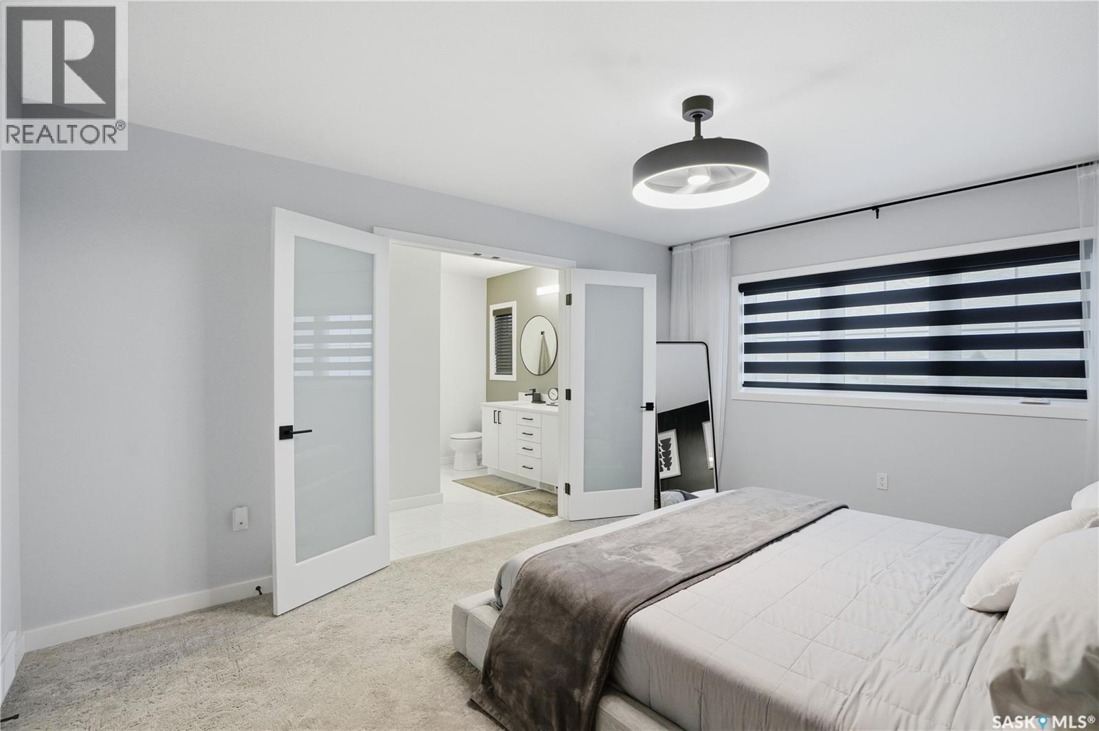 746 Bentley Manor, Saskatoon, SK - Indoor Photo Showing Bedroom