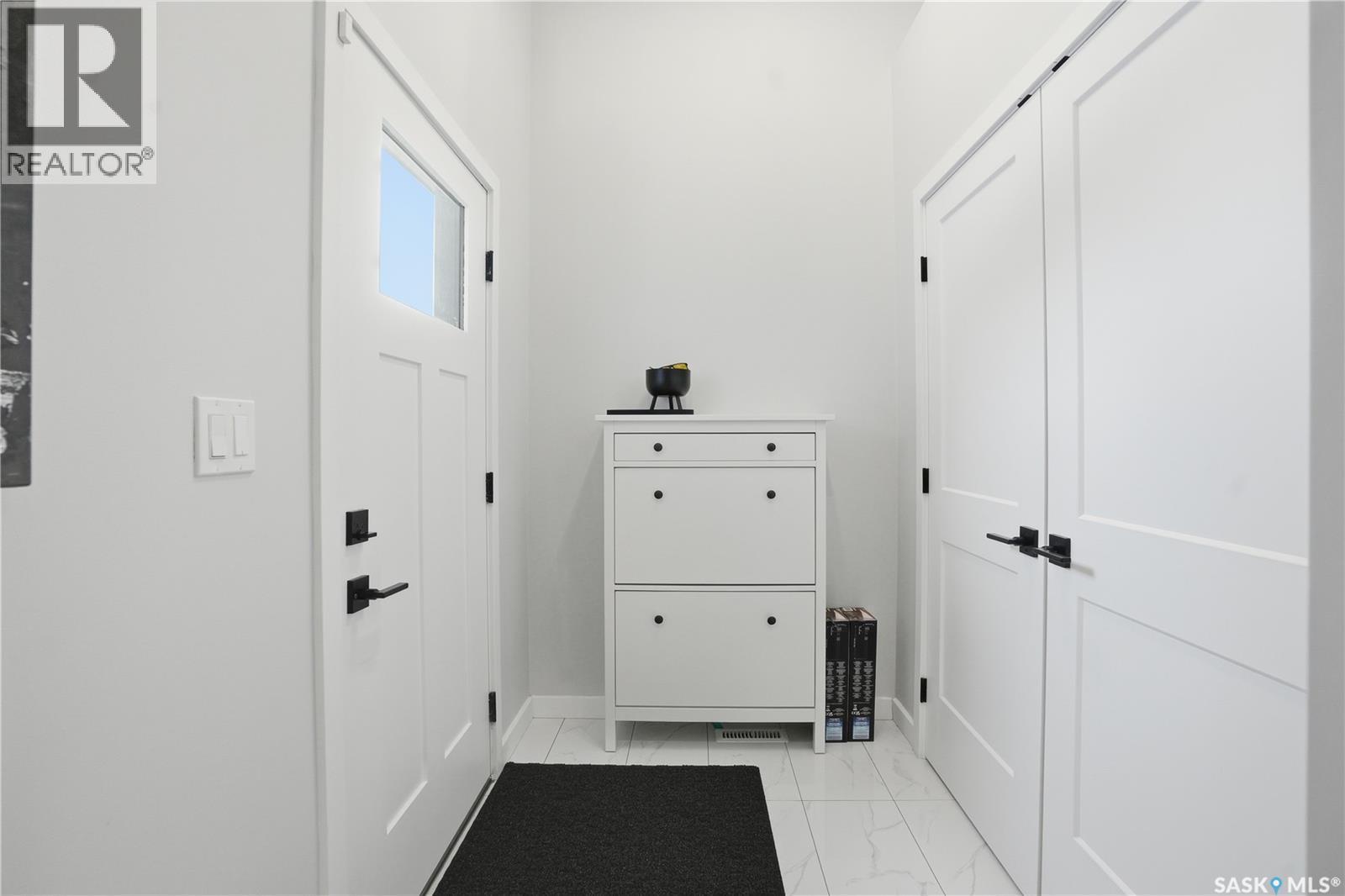 746 Bentley Manor, Saskatoon, SK - Indoor Photo Showing Other Room