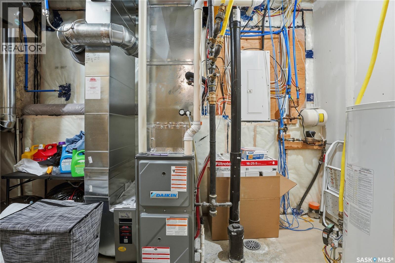 746 Bentley Manor, Saskatoon, SK - Indoor Photo Showing Basement
