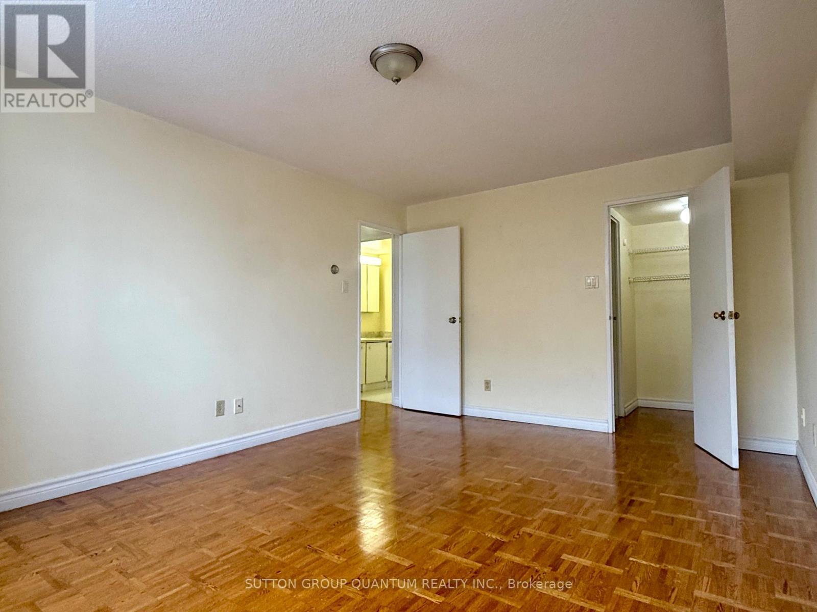 603 - 3700 Kaneff Crescent, Mississauga, ON - Indoor Photo Showing Other Room