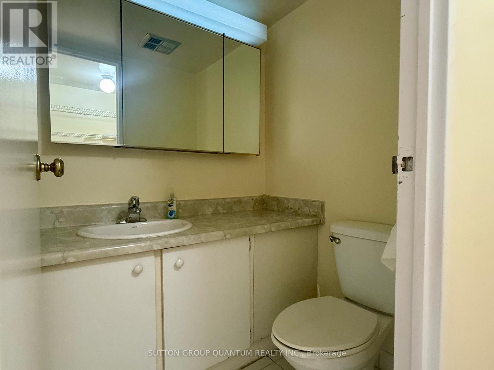 603 - 3700 Kaneff Crescent, Mississauga, ON - Indoor Photo Showing Bathroom