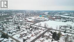 SHOPPING , SCHOOLS, PARKS NEARBY -