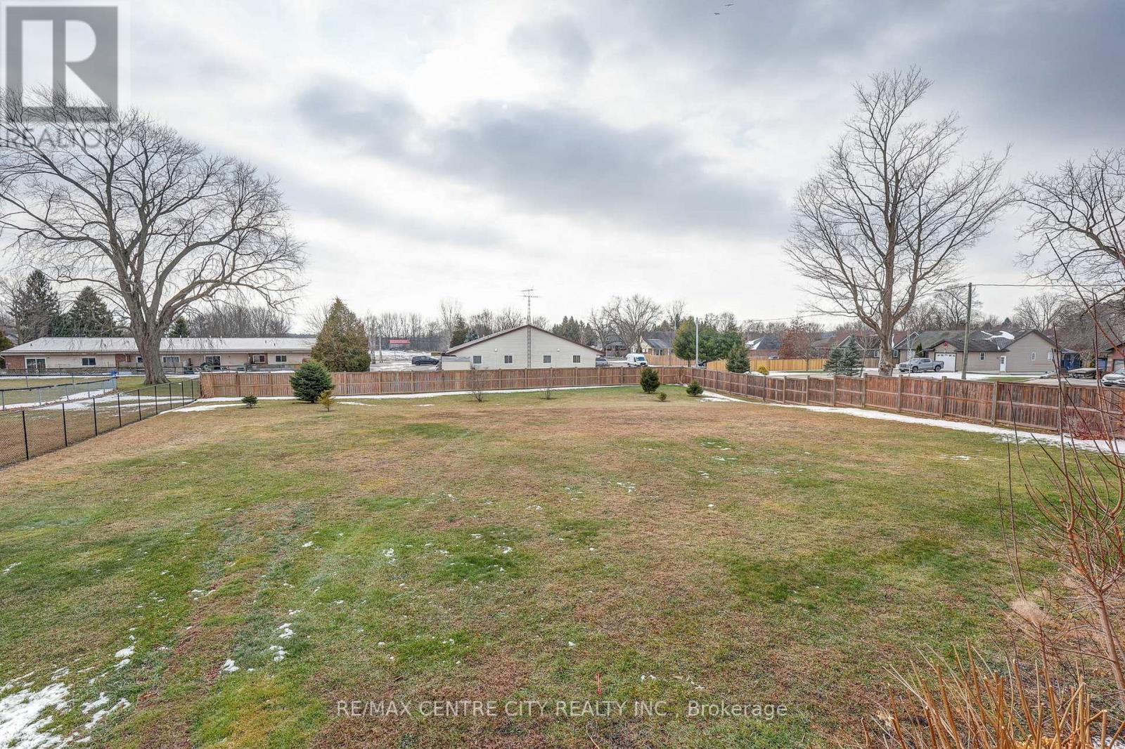 27 Ann Street, Bayham (Vienna), ON - Outdoor